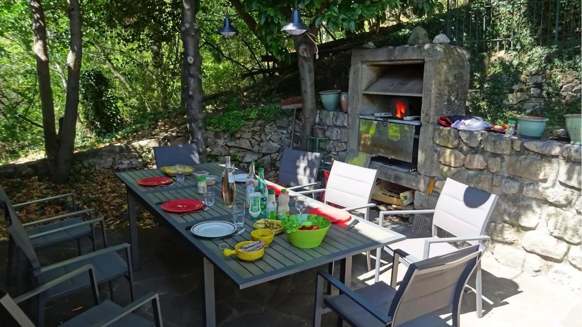Holiday home Klimatisiertes Ferienhaus Mit Pool Chassiers