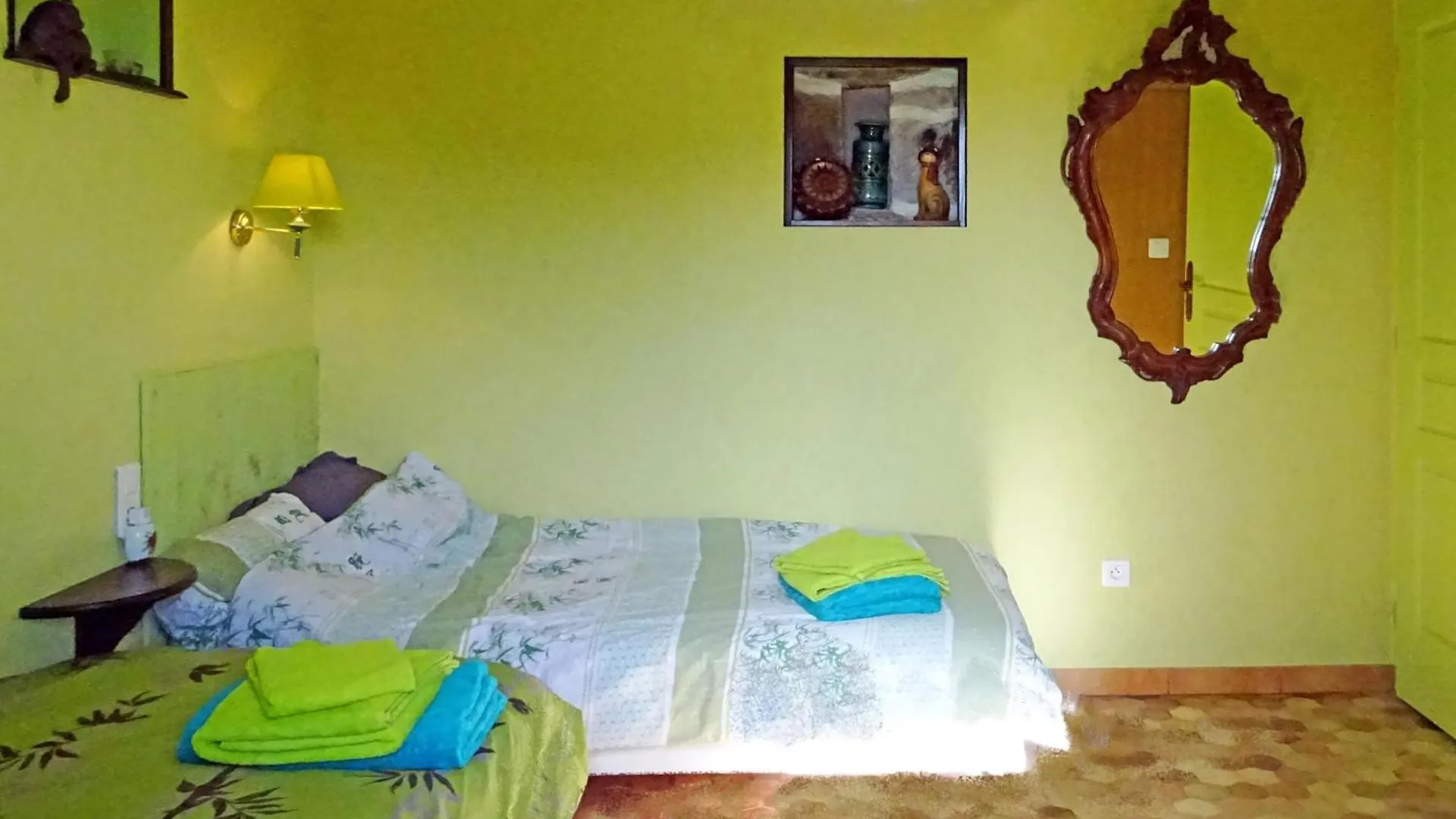 Klimatisiertes Ferienhaus Mit Pool Chassiers 0*,