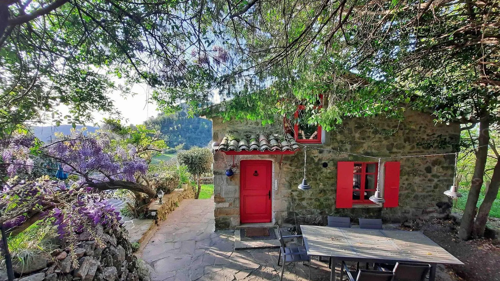 Klimatisiertes Ferienhaus Mit Pool Chassiers